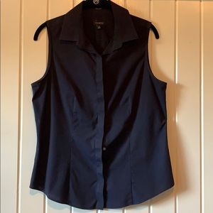 Sleeves button down shirt